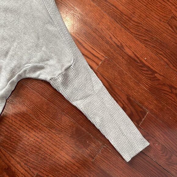 TIME and TRU Gray Turtleneck Longline Ribbed Knit Sweater Blouse - Picture 4 of 11